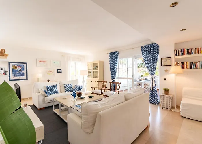 Apartment, Front Line Beach, In Las Arenas, Bahia De Marbella