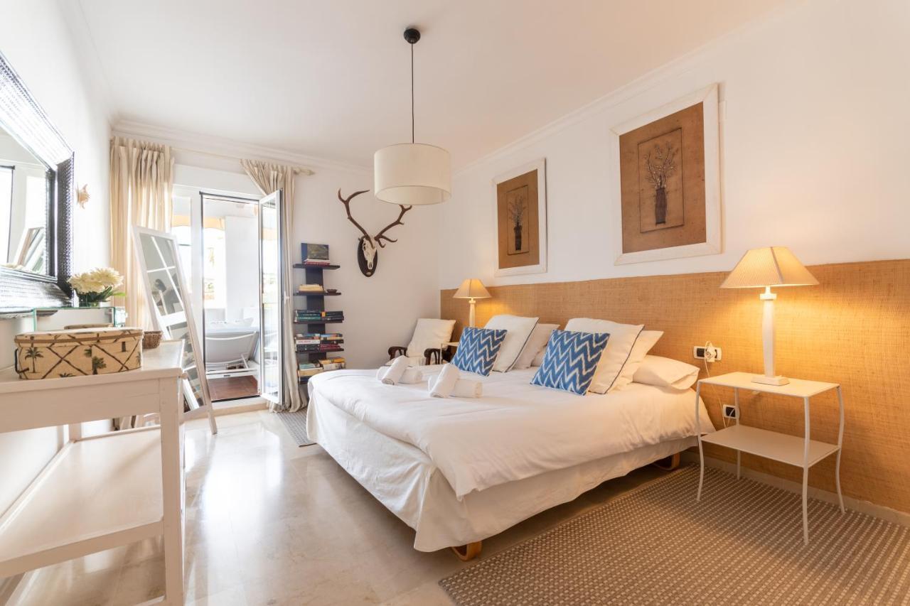 Apartamento Apartment, Front Line Beach, In Arenas, Bahia De *