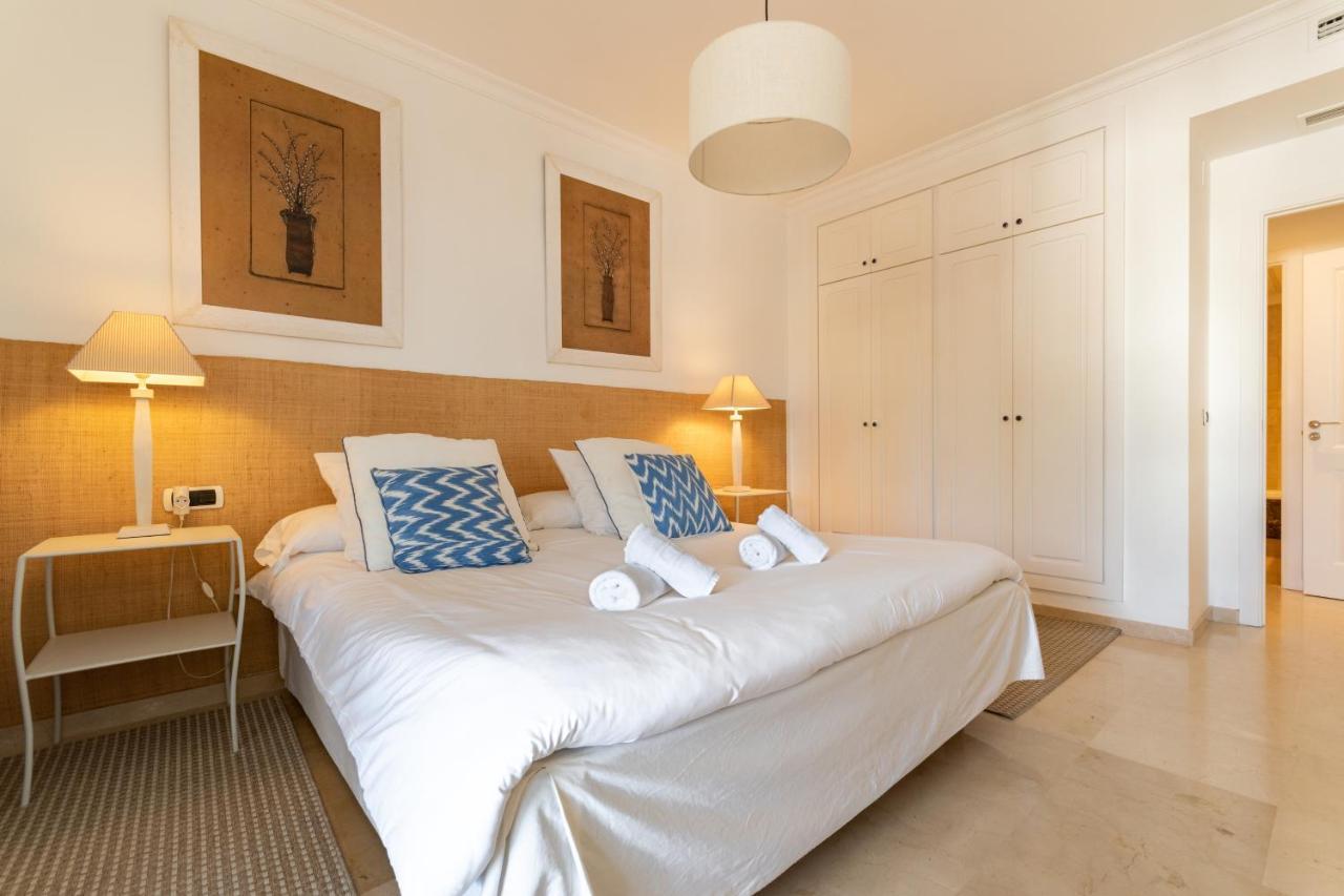 Apartment, Front Line Beach, In Arenas, Bahia De *