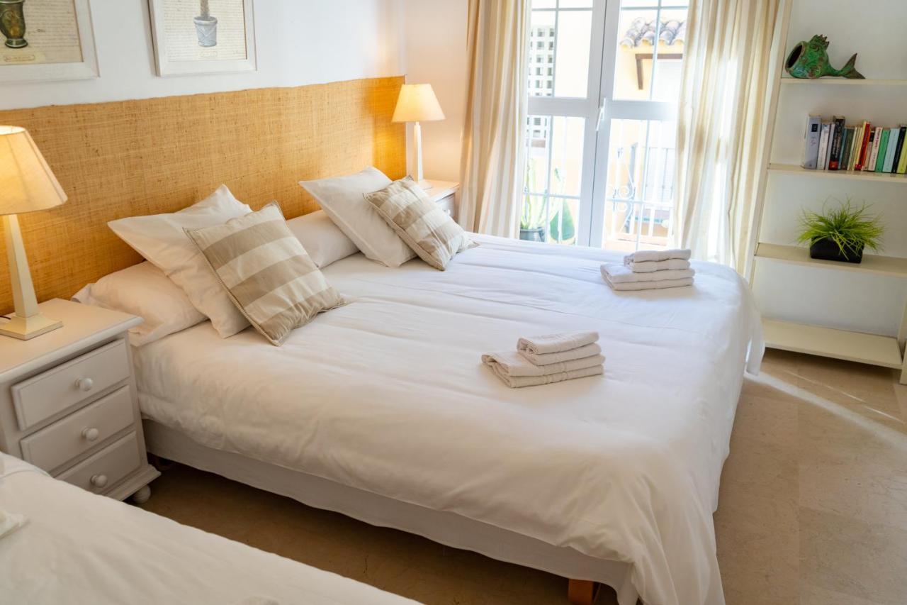 Apartment, Front Line Beach, In Arenas, Bahia De Apartamento