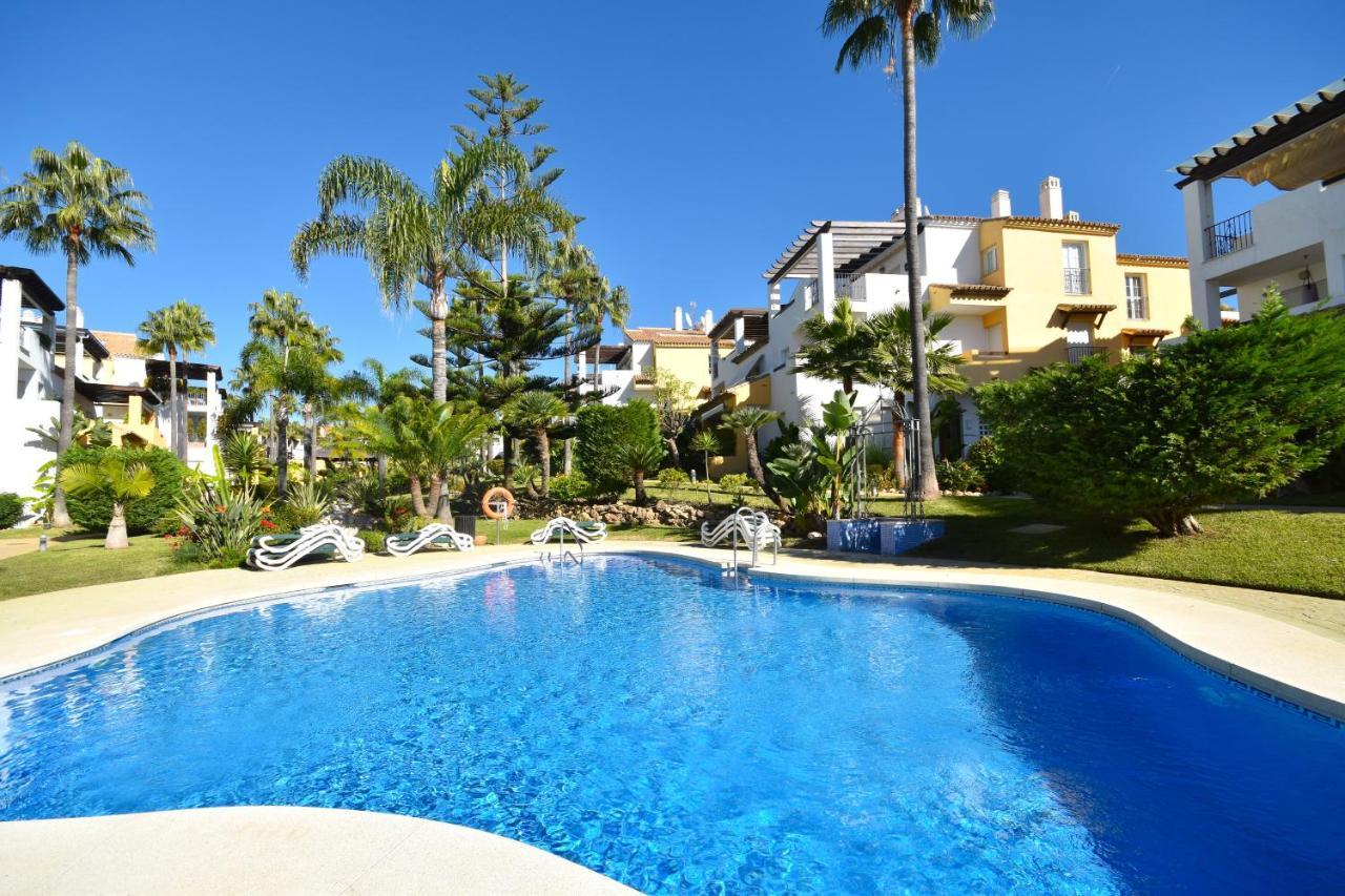 Apartment, Front Line Beach, In Arenas, Bahia De Apartamento Marbella