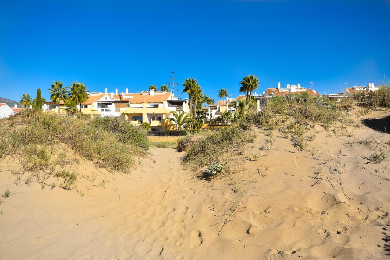 Apartment, Front Line Beach, In Arenas, Bahia De Apartamento